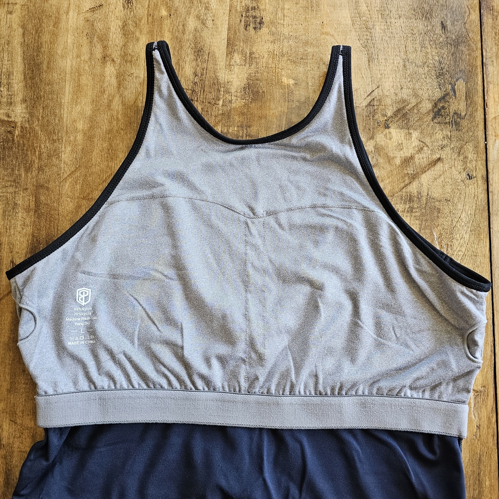Born Primitive Crop With Built In Bra - Picture 4 of 4